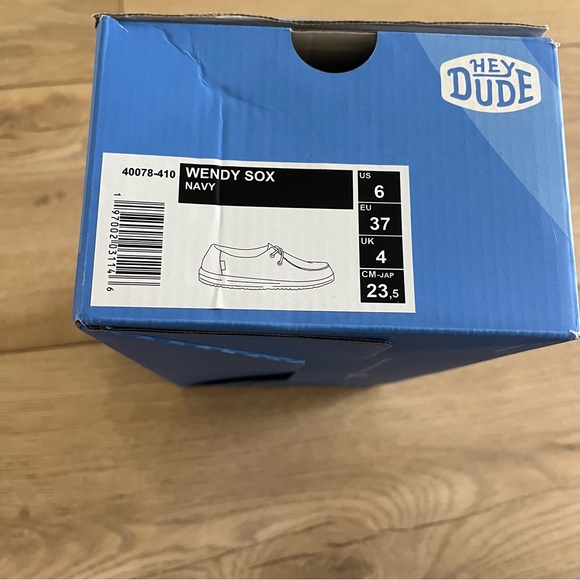 NWT Hey Dude Wendy Sox Navy Size 6 - Picture 7 of 10